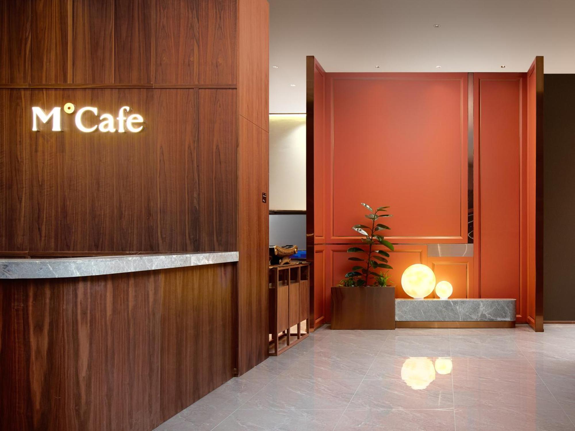 Hotel Model J Jakarta Soekarno - Hatta Airport Tangerang